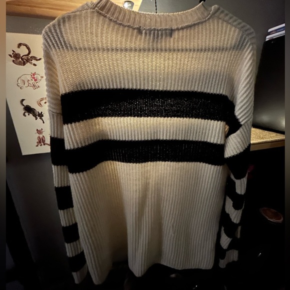 Black and white/cream striped sweater - Picture 3 of 3